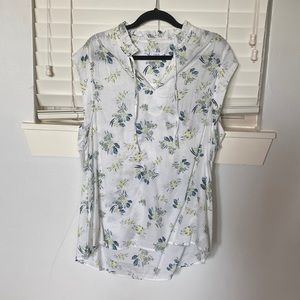 Floral Sleeveless Blouse
